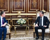 رئيس الحكومة يستقبل سفير مملكة هولندا لدى العراق
