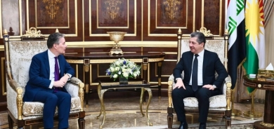 رئيس الحكومة يستقبل سفير مملكة هولندا لدى العراق