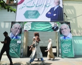 فتح مراكز الاقتراع في الدورة الثانية...إيران تحسم اليوم السباق الرئاسي