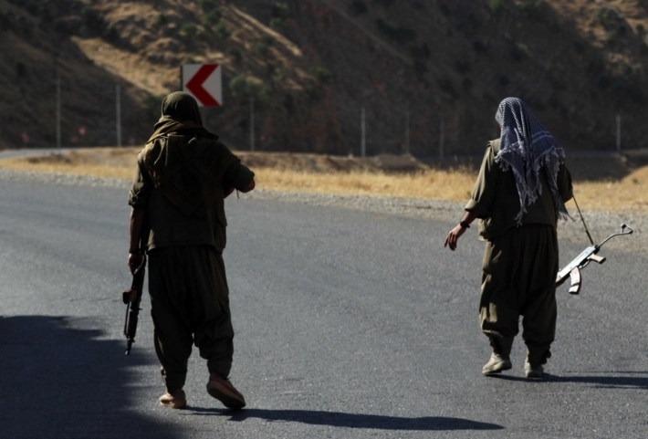 Parlamenterek: Iraq dixwaze PKKê ji navçeyên sînorî dûr bixe