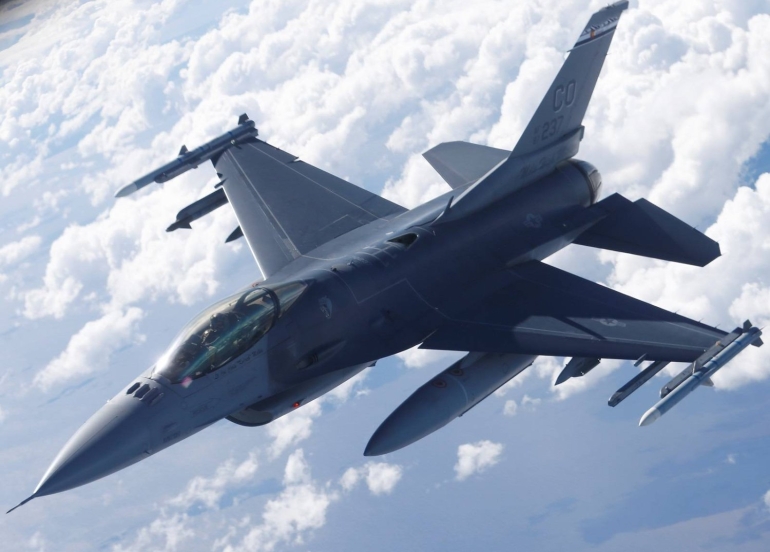الجيش الأميركي يعلن اعتراض طائرات روسية وصينية