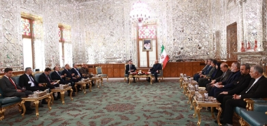 نيجيرفان بارزاني يجتمع مع رئيس البرلمان الايراني في طهران