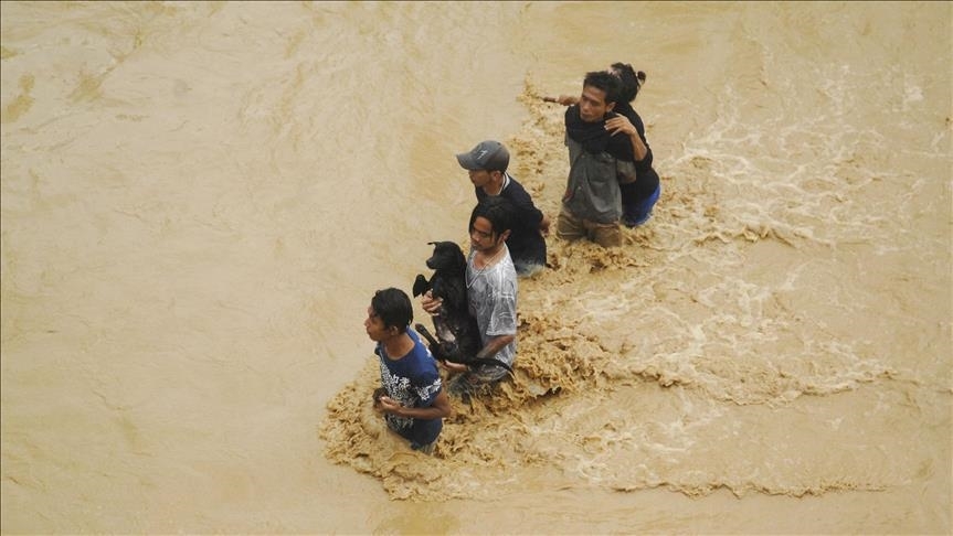 بەهۆی لافاو و زەوی لەرزین لە چین: 4 کەس گیانیان لەدەستدا