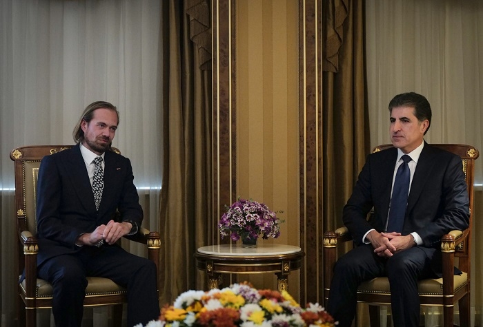 President Nechirvan Barzani receives the new British Consul General Andrew Bizley