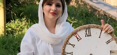 ئەفسانە ئەمینی نیا:مایەی شانازییە كە نموونەی كارەكانم وەك دیاری پێشكەش بە یادگەی بارزانی نەمر كردووە