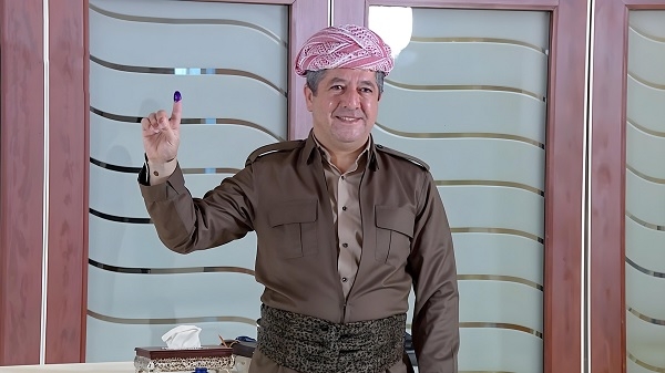 Prime Minister Masrour Barzani Casts Vote, Urges Kurdistanis to Participate in 