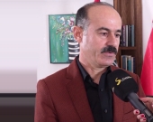 د.سەلام عەبدولكەریم  مامۆستای زانكۆ لە سلێمانی:     هاوپەیمانیی حوكمڕان «ئاك پارتی و مەهەپە» لەگەڵ سەرۆكی هەر دوو پارتەكە هاودەنگ و كۆكن لەسەر چارەسەری ئاشتییانەی كێشەی كورد