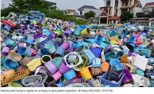 Environmental Groups Criticize Industry Lobbyists at UN Plastic Pollution Talks