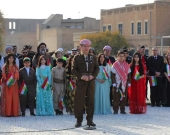 Serokwezîr li kelha Hewlêrê alaya Kurdistanê bilind kir