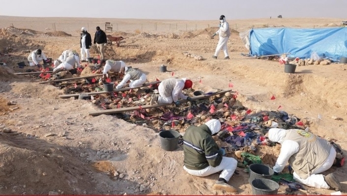 في موقع واحد فقط.. اكتشاف 10 مقابر جماعية جديدة لمؤنفلين كورد ابتلعتهم صحارى جنوبي العراق