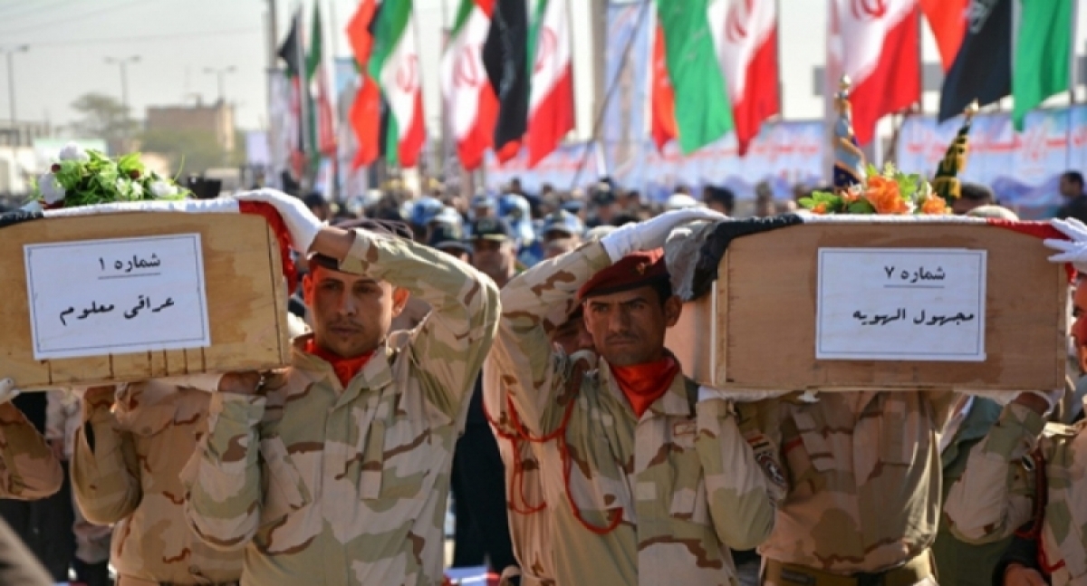 Iraq and Iran Exchange Remains of Soldiers from First Gulf War at Shalamcheh Border