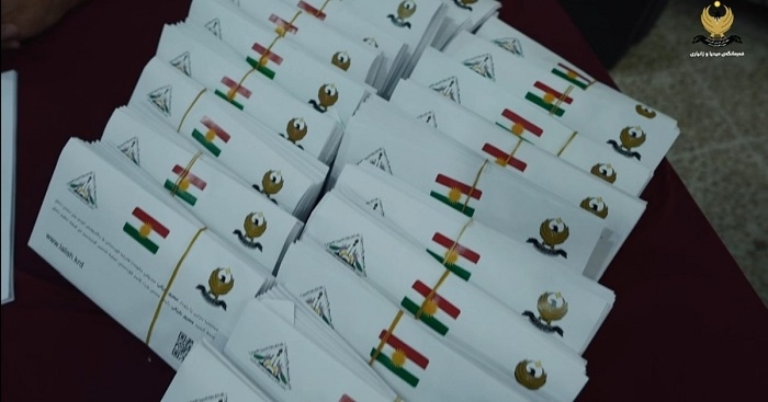 Prime Minister Barzani Provides Monthly Aid to 3,575 ISIS Survivors