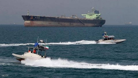 تحذير أميركي للسفن التجارية من هجمات إيرانية