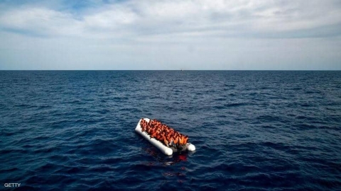 ارتفاع العدد النهائي لكارثة سفينة مهاجرين أمام تونس إلى 82