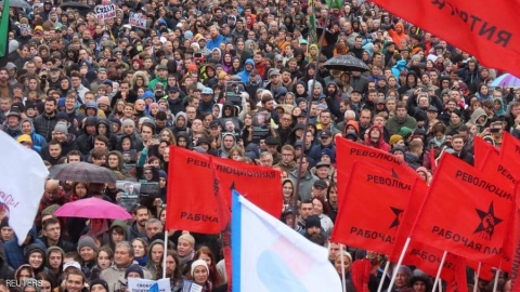 الآلاف يحتشدون في موسكو احتجاجا على 