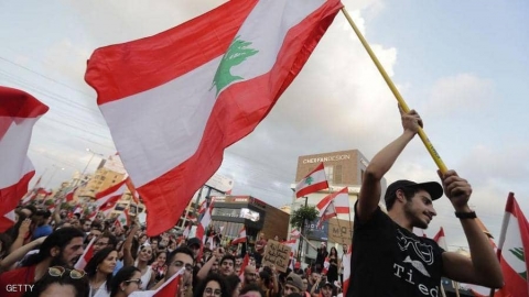 الاحتجاجات تجتاح لبنان.. ودعوات للتظاهراليوم الاحد