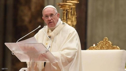 البابا فرنسيس يدين استغلال أزمة كورنا لكسب المال