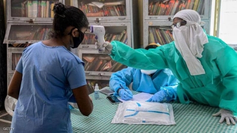 الهند تسجل مئات الوفيات الجديدة بفيروس كورونا