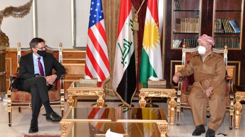 الرئيس بارزاني يبحث مع وفد امريكي رفيع آخر المستجدات السياسية في العراق والمنطقة