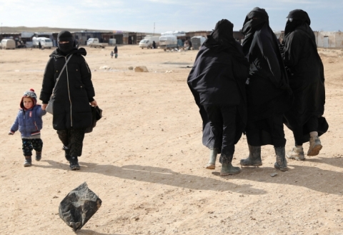 العمليات المشتركة تنفي نقل عوائل داعش من مخيم الهول إلى العراق