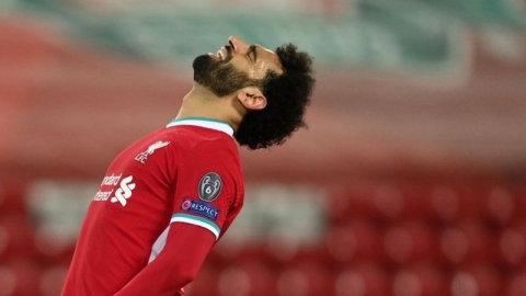 محمد صلاح يقول إن مستقبله في اللعب مع ليفربول 