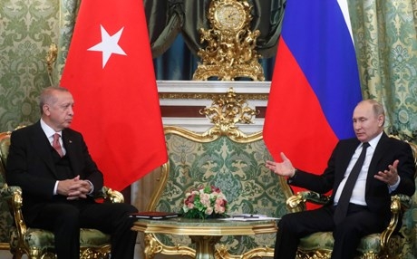 بوتين يلتقي أردوغان ويؤكد أن صفقة 