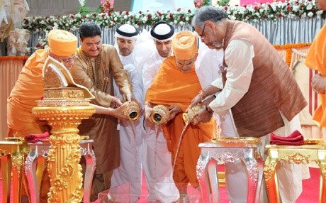 الإمارات تدشن أول معبد هندوسي في الخليج العربي