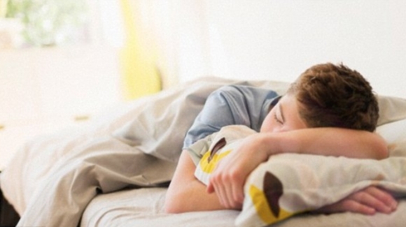 النوم: لماذا يعد مهما للصحة النفسية للمراهقين في مستقبل حياتهم؟