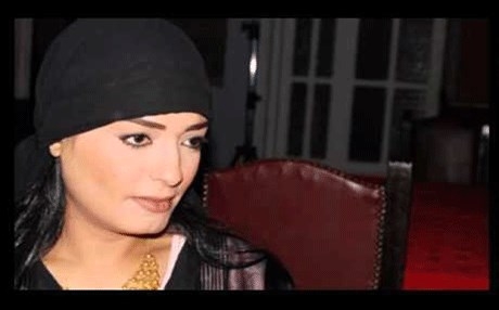 فنانة وملكة جمال مصرية تكشف عن إصابتها بالسرطان