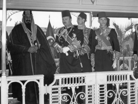 هل أطاحت المخابرات المركزية بالملك فاروق في يوليو ١٩٥٢؟