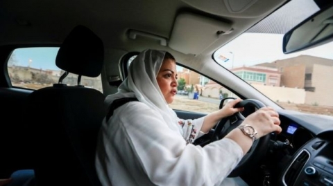 صحف عربية: تعديل قرارات الولاية على المرأة السعودية.. إصلاح أم تسييس؟