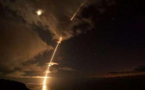البنتاغون يجري تجربة ناجحة لمنظومة أميركية يابانية جديدة مضادة للصواريخ