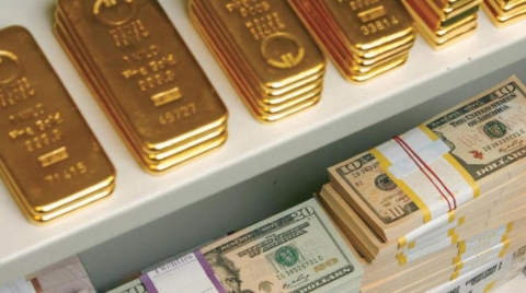 الدولار مستقر قبل بداية 2019... والذهب يرتفع 18 % في عام