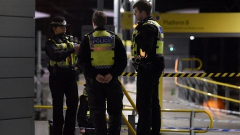 حادث طعن في محطة للقطارات في مدينة مانشستر الانجليزية عشية العام الجديد