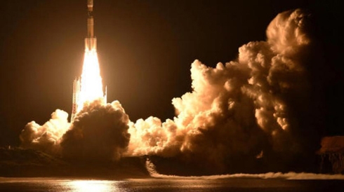 مركبة إمداد يابانية تنطلق بنجاح إلى محطة الفضاء الدولية 