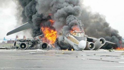 تحطم طائرة إثيوبية على متنها 149 راكباً من 33 دولة دون ناجين