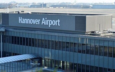 الشرطة الألمانية: لا دوافع إرهابية في حادث مطار هانوفر