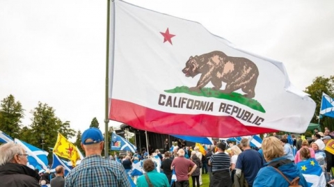 ماذا سيحدث لو انفصلت ولاية كاليفورنيا عن الولايات المتحدة الأمريكية؟