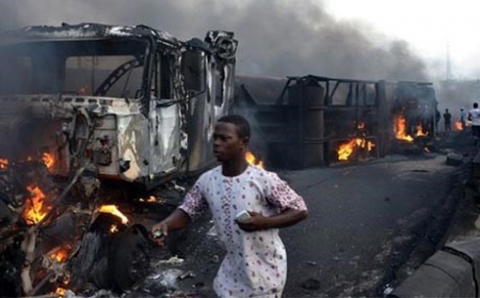60 قتيلاً على الأقل حصلية حادث سير مروع في الكونغو