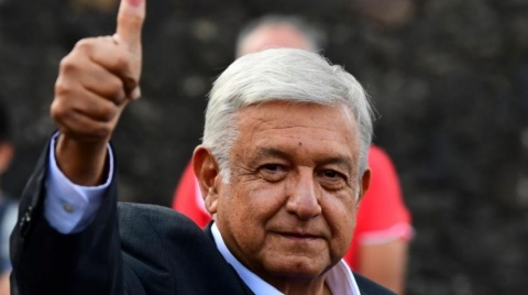 مانويل لوبيز أوبرادور أول يساري يتولّى رئاسة المكسيك