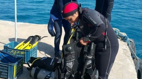 مصريتان تقتحمان مجال اللحام تحت الماء: هل تعرقل التقاليد نجاحهما؟