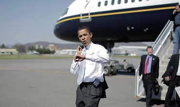 صورة أوباما بـ«بندقية صيد» تثير جدلا في أميركا