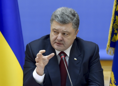 الرئيس الأوكراني يحذر من نشوب 