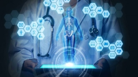 هل تغنينا التكنولوجيا الرقمية عن الأطباء تماما؟
