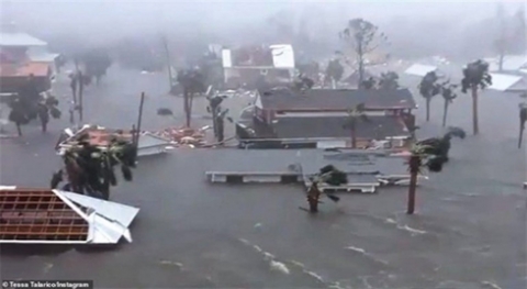  دمار واسع في أعنف إعصار منذ ثمانية عقود يضرب فلوريدا الأمريكية