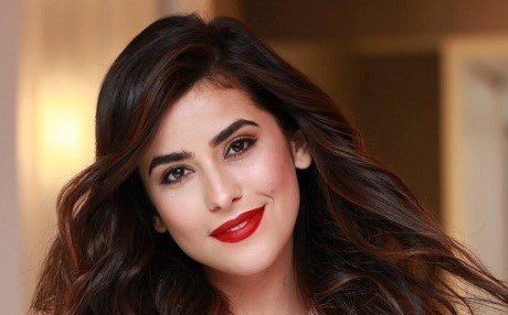 Modela kurd a Hollywoodê: Sazan Barzanî