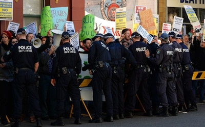 Kurdish Asylum Seeker’s Death Exposes Conditions at Australian Refugee Camp