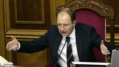 Ukraine PM vows to protect against Russia 