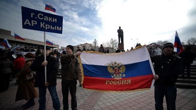 Crimea assembly votes for independence from Ukraine