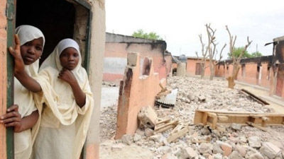 More than 100 schoolgirls kidnapped in northeast Nigeria